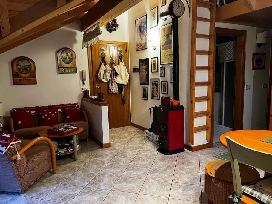 "Fresia" Chalet Turistico A Fisto Appartement Spiazzo  Buitenkant foto